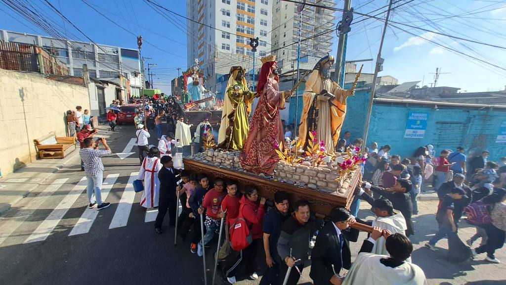 Cortejo procesional de la Virgen de los Reyes | Foto Omar Solís