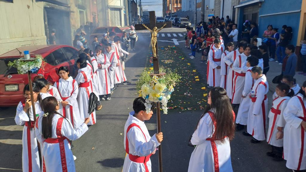 Cortejo procesional de la Virgen de los Reyes | Foto Omar Solís
