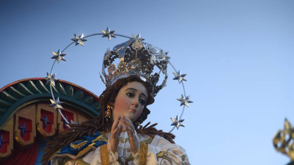 Cortejo procesional de la Virgen de los Reyes | Foto Omar Solís