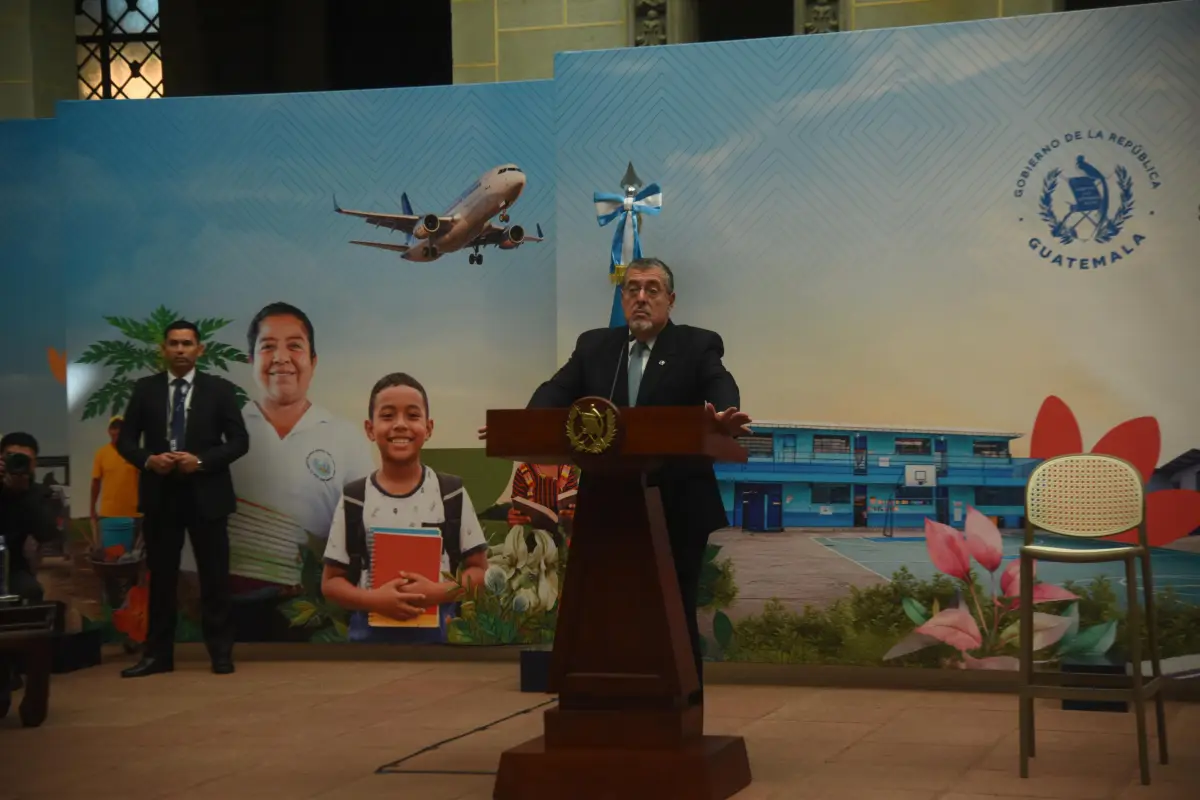 El presidente Bernardo Arévalo durante la conferencia de prensa "La Ronda", el miércoles 7 de enero de 2026., Omar Solís/Emisoras Unidas