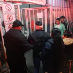 Árbol cae sobre una ambulancia en Fraijanest