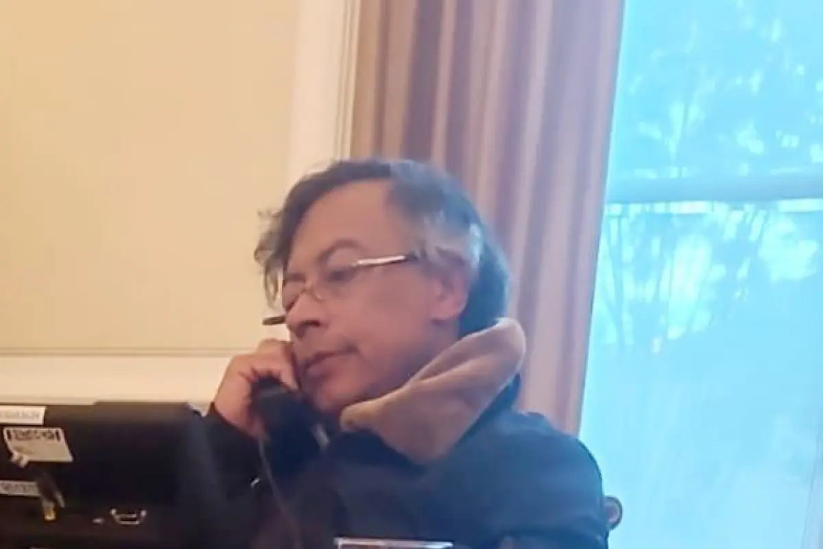 Fotografía del presidente colombiano, Gustavo Petro, durante una llamada con su homólogo de EE.UU. Donald Trump., Foto EFE