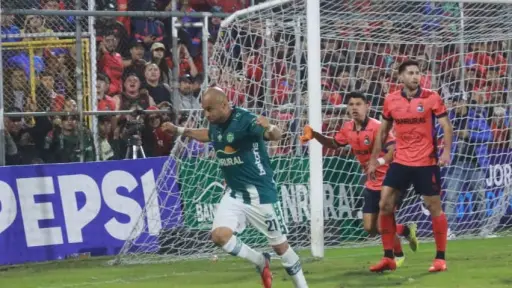 Alexander Robinson y la celebración que causó la batalla campal en la final 