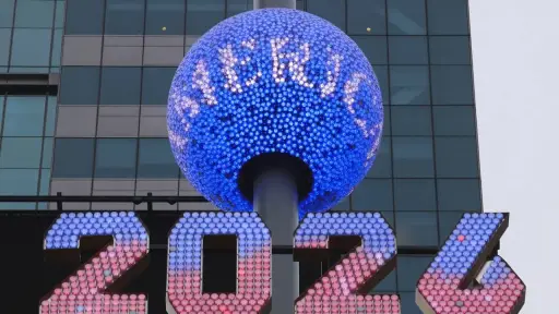 Bola Año Nuevo ,Instagram