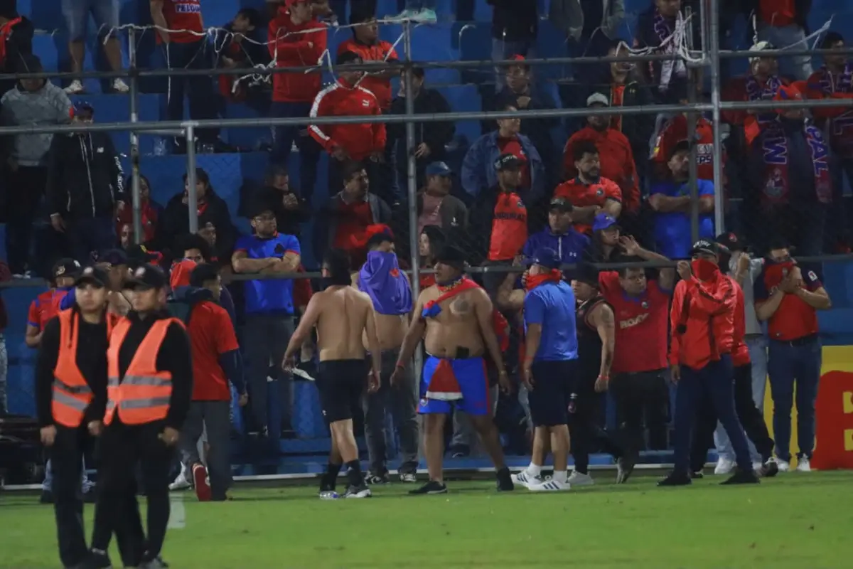 Municipal sancionado con Q90 mil y dos partidos de inhabilitación para El Trébol por actos violentos en final del Apertura 2025