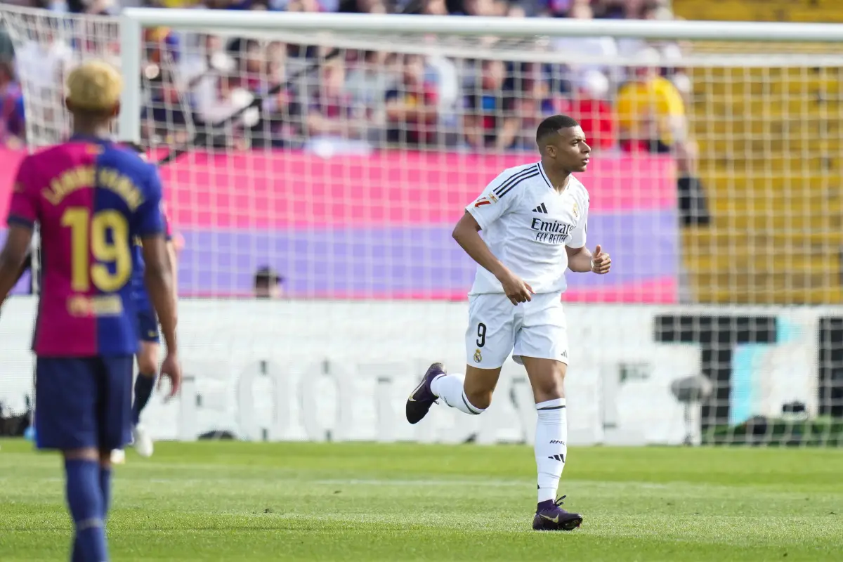 Kylian Mbppé se suma a la expedición del Real Madrid 