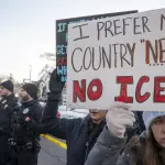 Acciones del gobierno de Trump buscan castigar y aterrorizar, denuncia líder migrantet