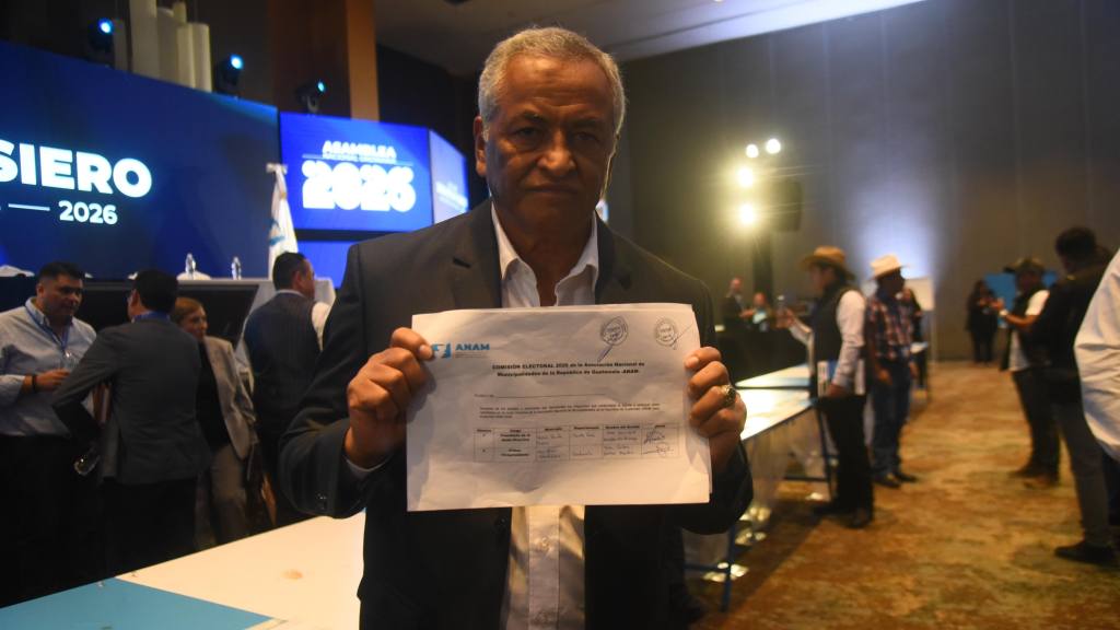 SebastinSieroesreelectocomopresidentedelaANAM(13) |