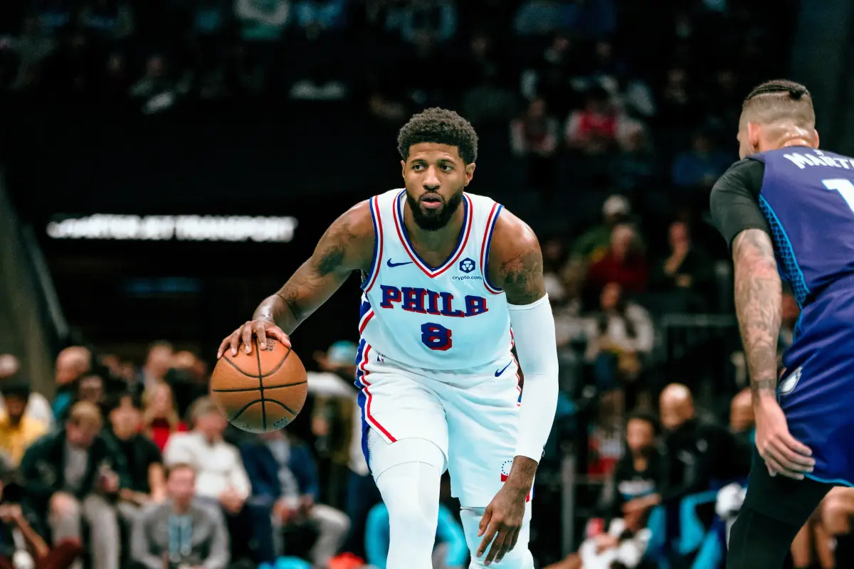 Paul George, jugador de los Philadelphia 76ers - X @sixers