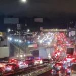 Tránsito complicado en Villa Nueva por impacto de lluvias y accidentest