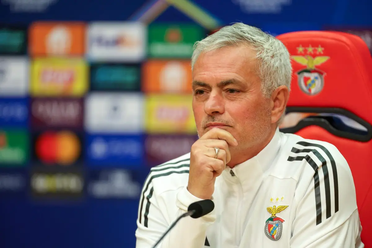 José Mourinho, técnico del Benfica en conferencia de prensa - EFE