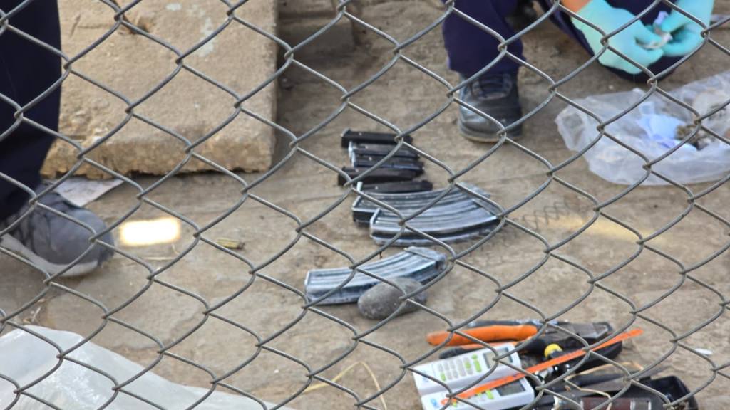 Decomisan dos pistolas y otros ilícitos tras requisa en la cárcel Renovación 1 | PNC de Guatemala.