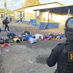 Fotos: Decomisan dos pistolas y otros ilícitos tras requisa en la cárcel Renovación 1t