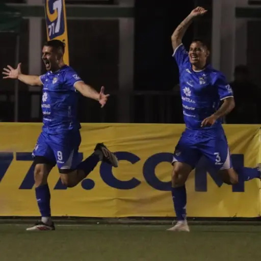 Uri Amaral de Cobán Imperial celebra doblete ante Comunicaciones 