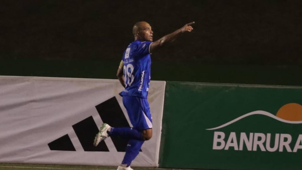 Clausura 2026: Comunicaciones vs. Cobán Imperial  | Alex Meoño 