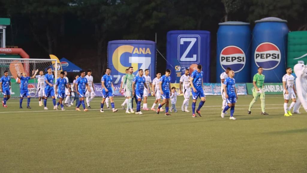 Clausura 2026: Comunicaciones vs. Cobán Imperial  | Alex Meoño 