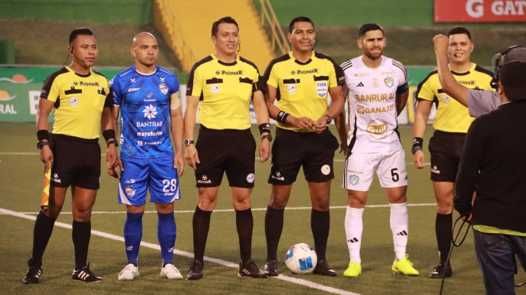 Clausura 2026: Comunicaciones vs. Cobán Imperial  | Alex Meoño 