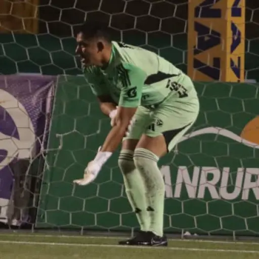 Fredy Pérez, portero de Comunicaciones 