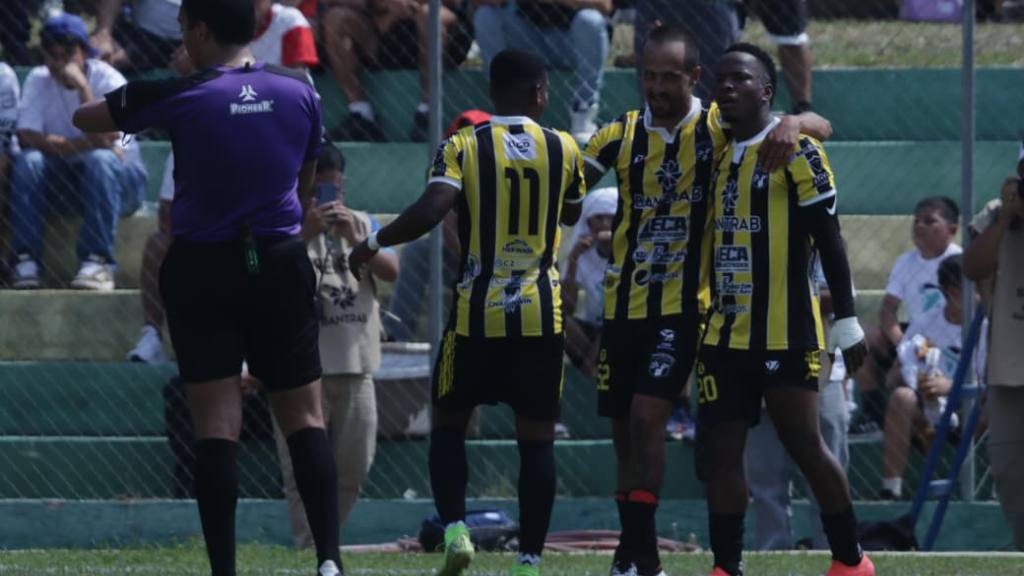 Clausura 2026: Aurora vs. Municipal | Alex Meoño