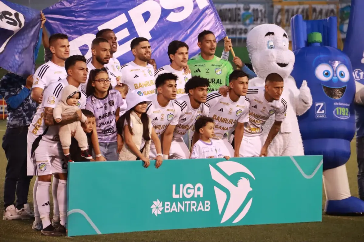 Comunicaciones se encuentra actualmente en el último lugar del acumulado 