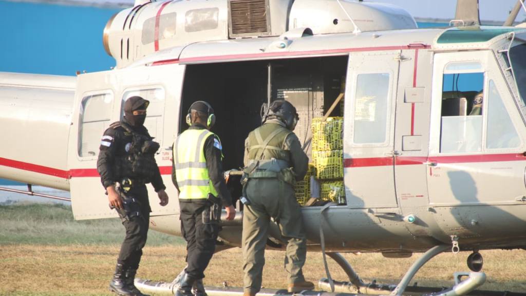 Decomisan 1 mil 39 paquetes de cocaína en Puerto Quetzal | PNC de Guatemala