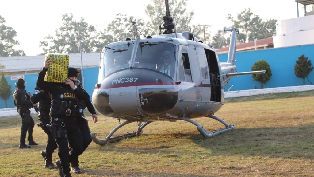 Decomisan 1 mil 39 paquetes de cocaína en Puerto Quetzal | PNC de Guatemala