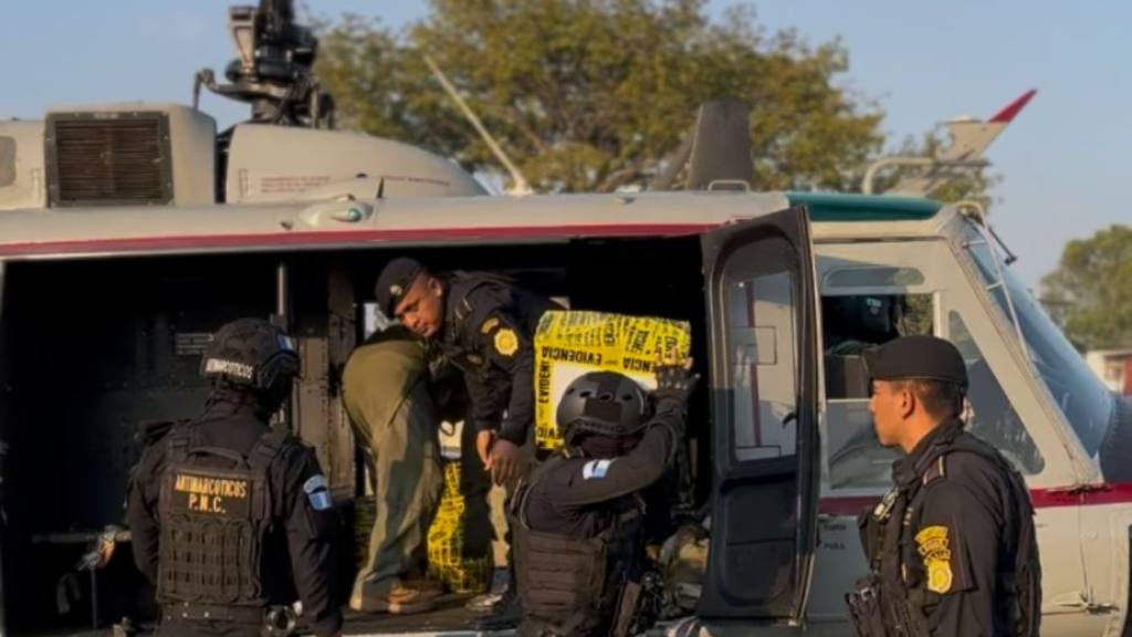 Decomisan 1 mil 39 paquetes de cocaína en Puerto Quetzal | PNC de Guatemala