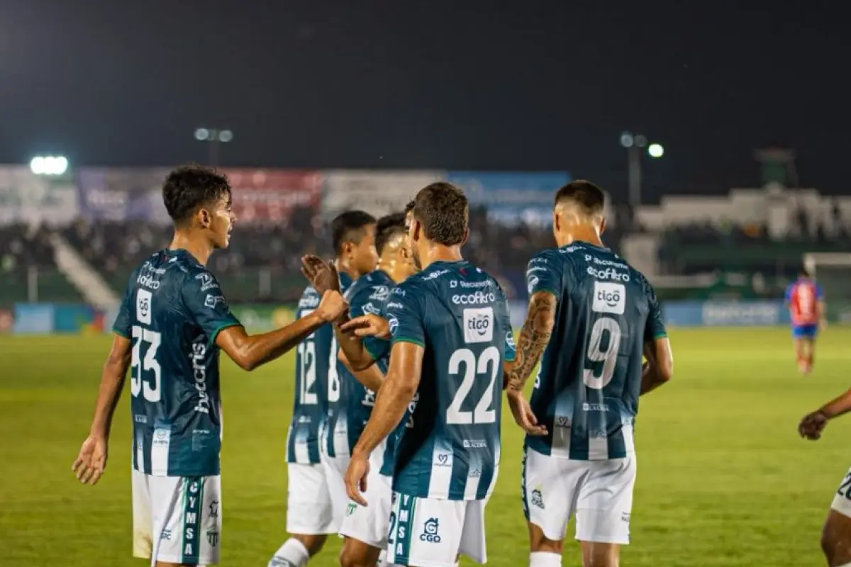 Antigua y Xelajú igualan en el estadio Pensativo por la fecha 2 del Clausura 2026