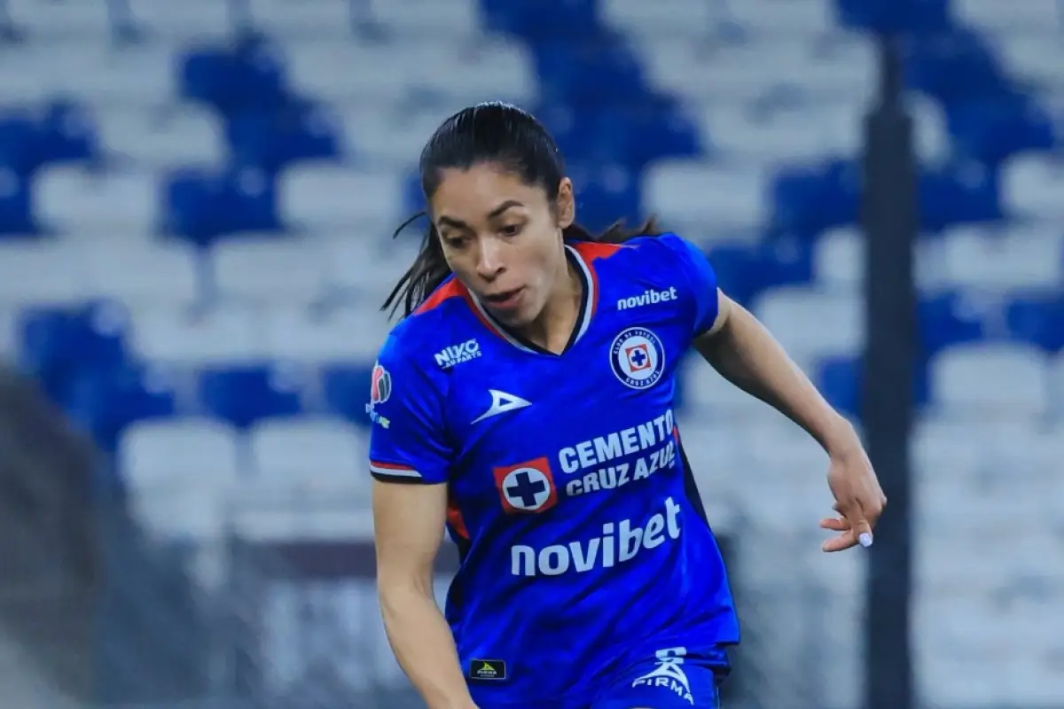 Ana Lucía Martínez completó su cuarta titularidad con Cruz Azul Femenil 