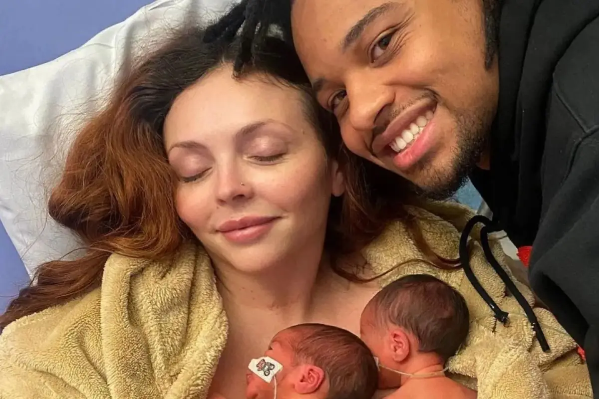 Jesy Nelson y Zion Foster, Redes sociales