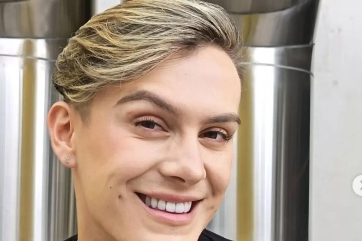 Peter Veliz, Peter Veliz