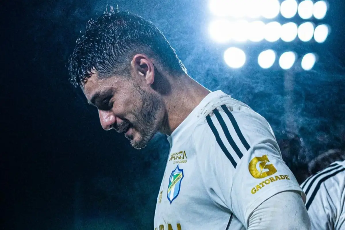 Darwin Lom anuncia su salida de Comunicaciones