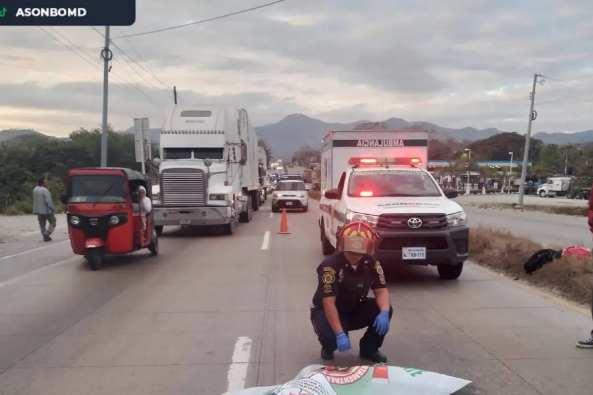 ., Bomberos Municipales Departamentales
