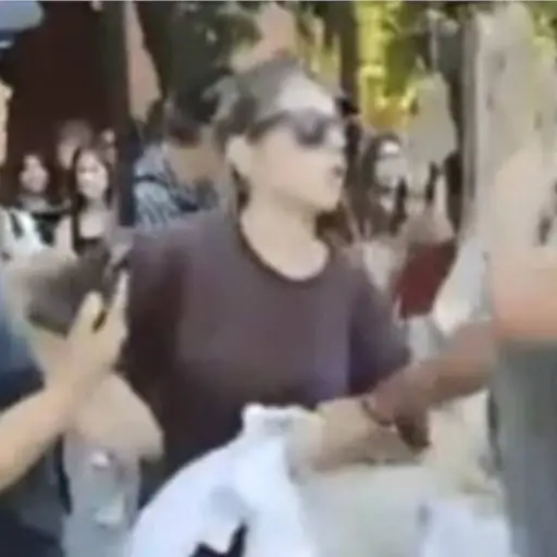 Video muestra cómo fue detenida influencer María Belén Patao. ,Captura de pantalla video de X.