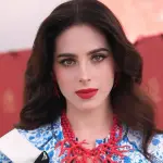 Fátima Bosch rompe protocolo se quita los zapatos y corre con niños guatemaltecost