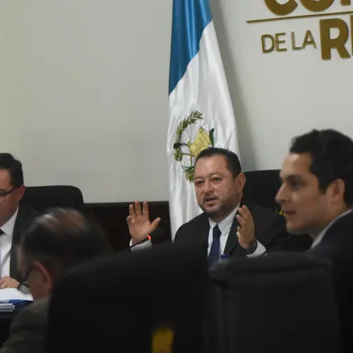 Integrantes de la comisión de postulación para elección de magistrados del TSE en su primera reunión de trabajo, el viernes 23 de enero de 2026. ,Omar Solís/Emisoras Unidas