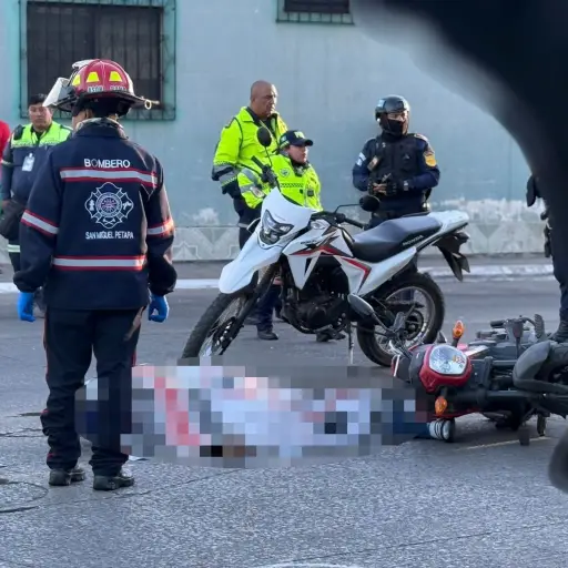Un motorista murió tras un ataque armado en San Miguel Petapa. ,Bomberos Municipales Departamentales