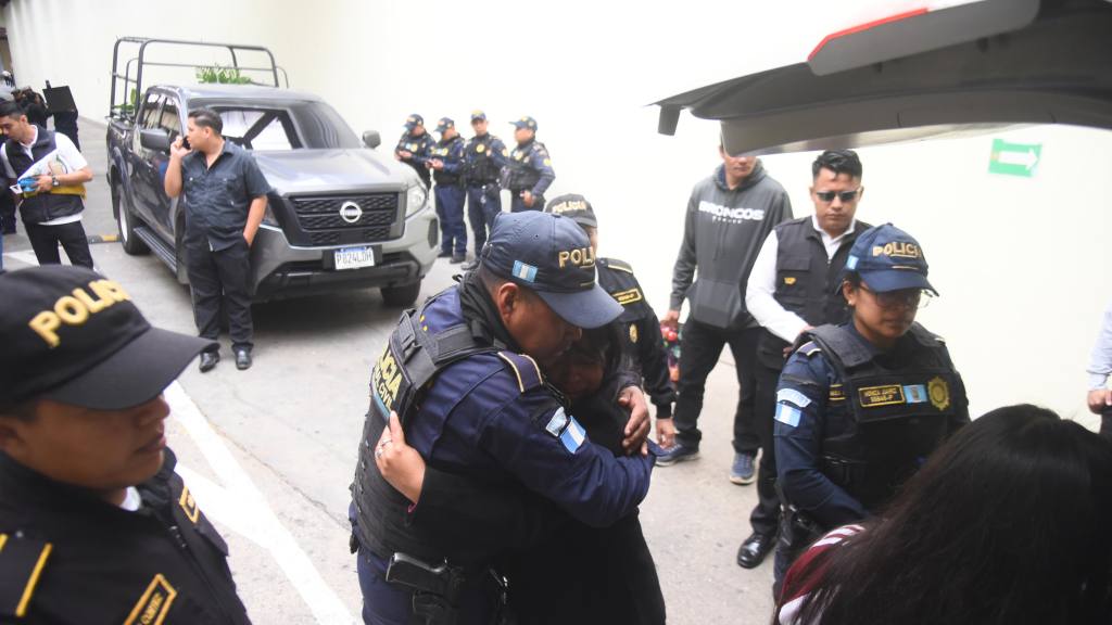 Honras fúnebres a agentes de PNC asesinados | Omar Solís/EU