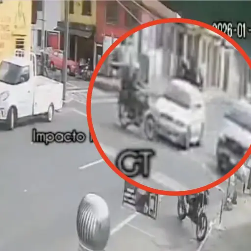 Mortal accidente de motocicleta en la zona 12 capitalina. ,Captura de pantalla video de X.