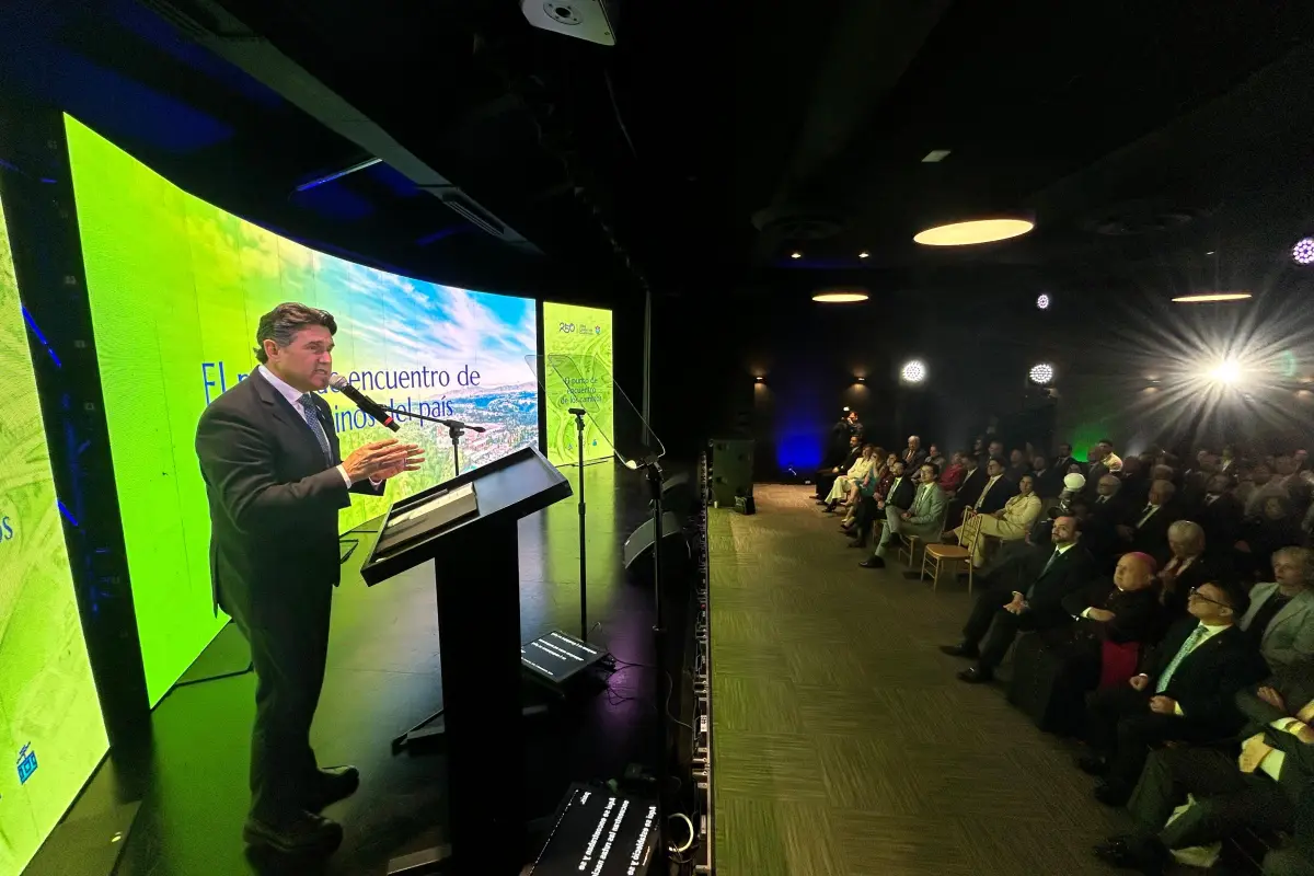 El alcalde capitalino, Ricardo Quiñónez, ofreció unas palabras durante el acto conmemorativo de los 250 años del traslado de la capital del país al Valle de la Ermita. , Foto Omar Solís