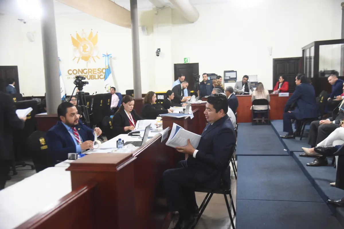 Hoy acudieron 153 aspirantes a magistrados., Foto Omar Solís