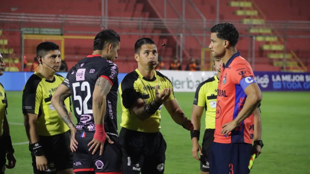 Clausura 2026: Municipal vs. Xelajú  | Alex Meoño 