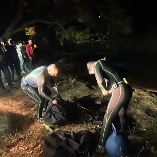 Un hombre murió tras caer a una represa en Villa Canales. ,Bomberos Voluntarios