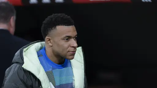 Mbappé entra en la convocatoria para enfrentar al City