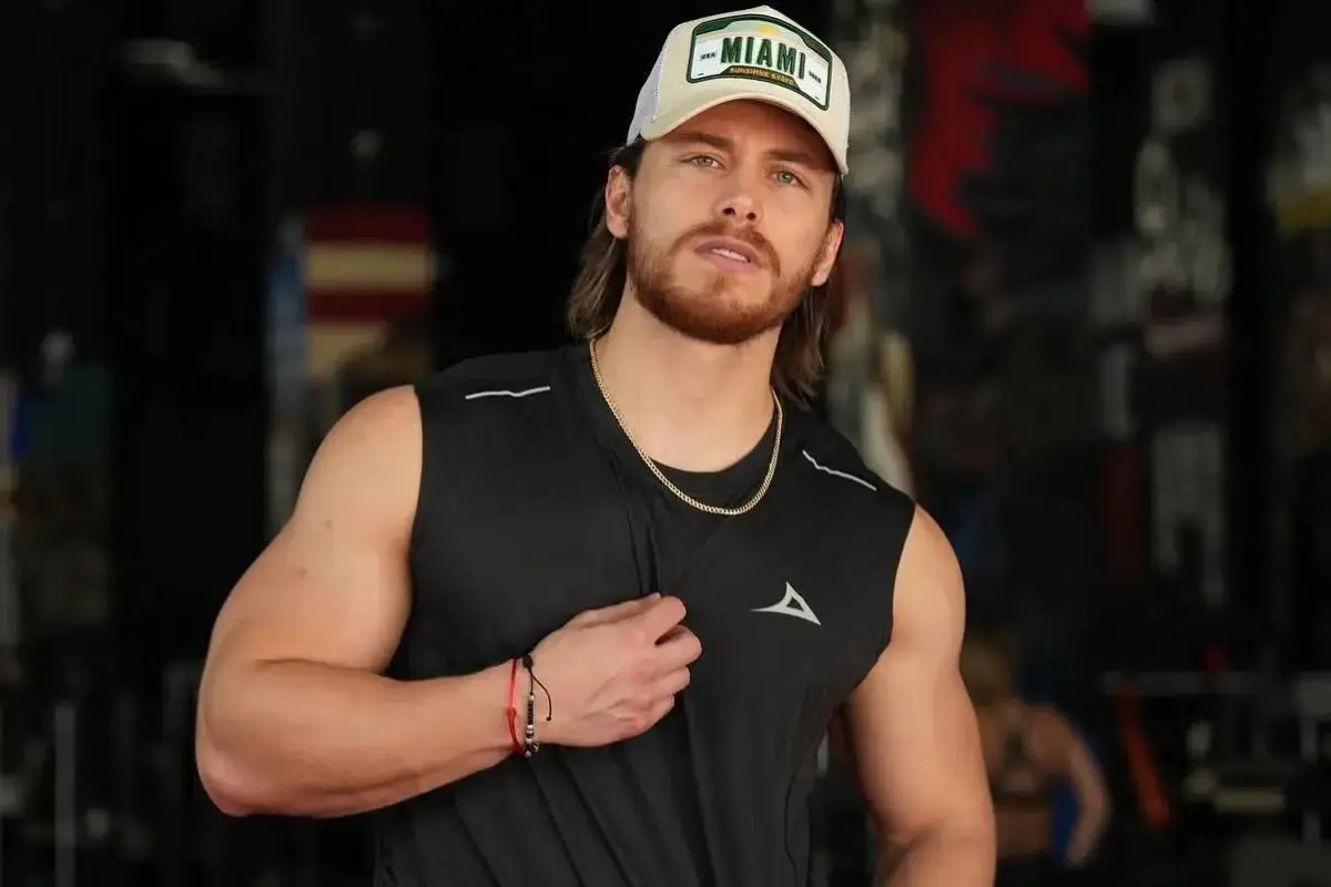 Aldo de Nigris, Instagram