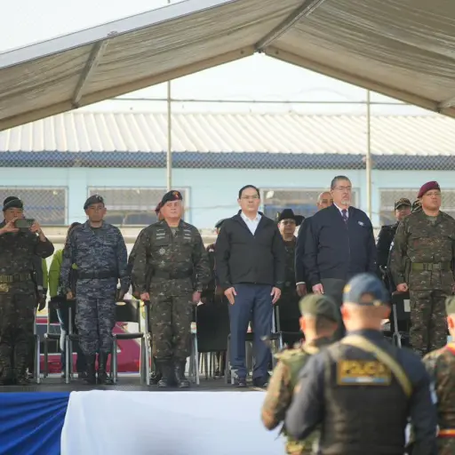 El presidente Bernardo Arévalo y autoridades de Gobernación y Defensa lanzaron la la operación Centinela Metropolitano. ,Gobierno de Guatemala