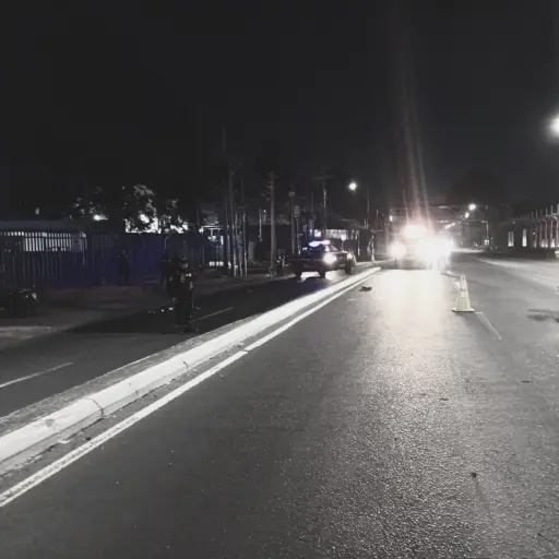 Autoridades de tránsito dieron apoyo a las tareas del MP en la calzada Raúl Aguilar Batres. ,PMT de Villa Nueva.