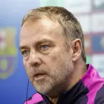 Flick revela una conversación positiva con los árbitros tras el Atleti-Barçat