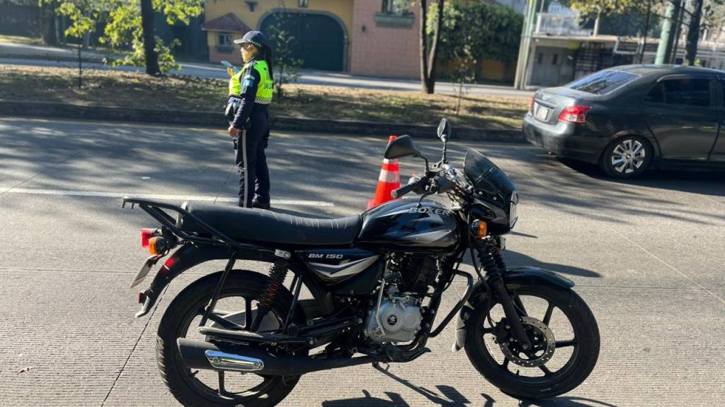 Carreras clandestinas: Emiten más de 50 multas a motoristas | PNC de Guatemala