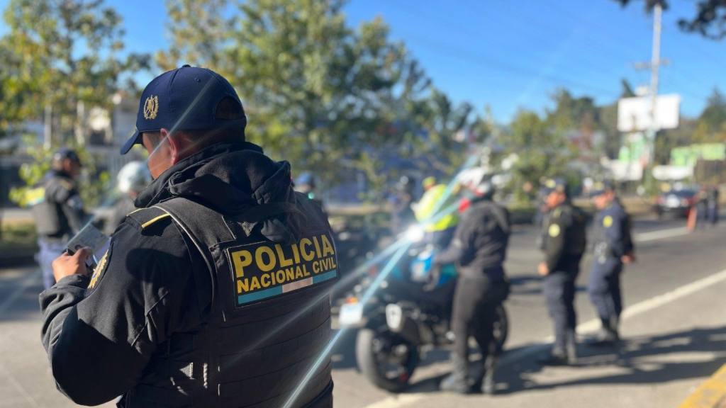 Carreras clandestinas: Emiten más de 50 multas a motoristas | PNC de Guatemala